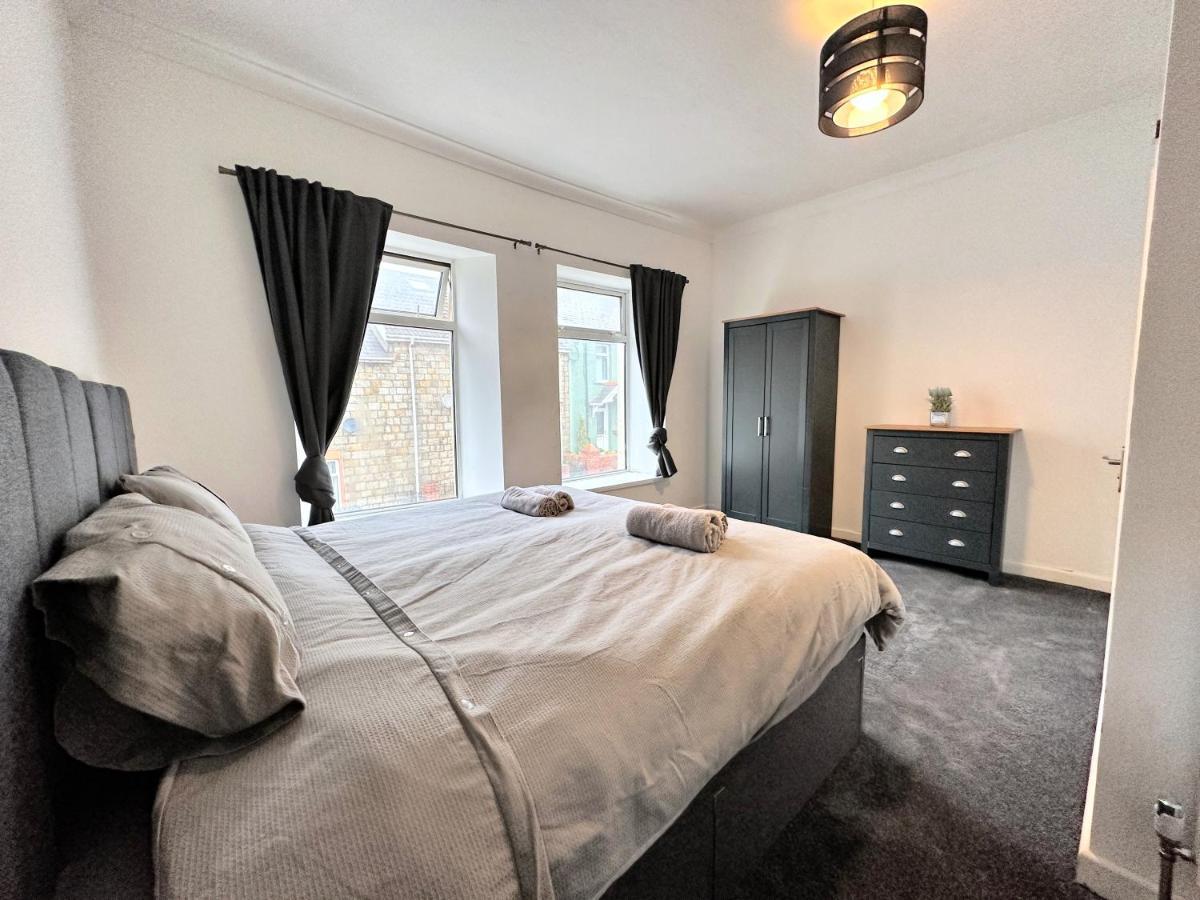 Villa Large House On The Edge Of The Brecon Beacons Beaufort Esterno foto