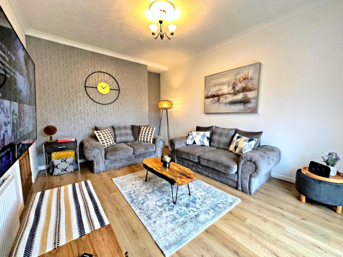 Villa Large House On The Edge Of The Brecon Beacons Beaufort Esterno foto
